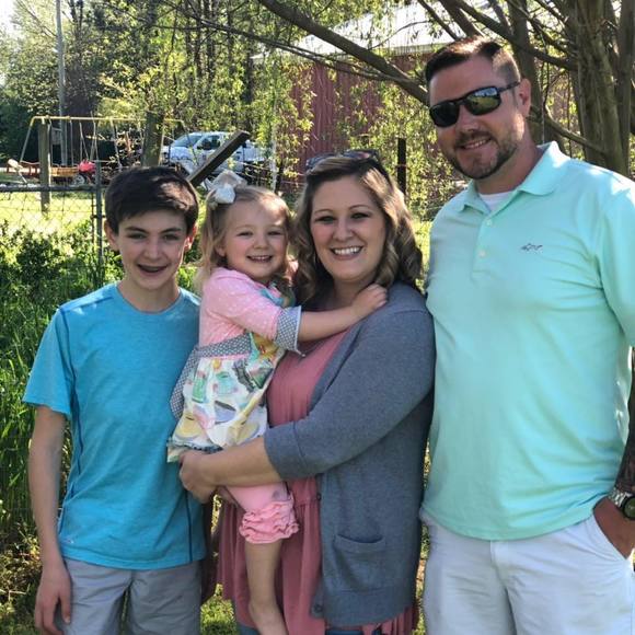 Meet your Posher, Loren - Picture 1 of 1